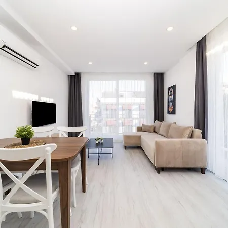 Apartamento Central Flat With Balcony And Terrace In Muratpasa *